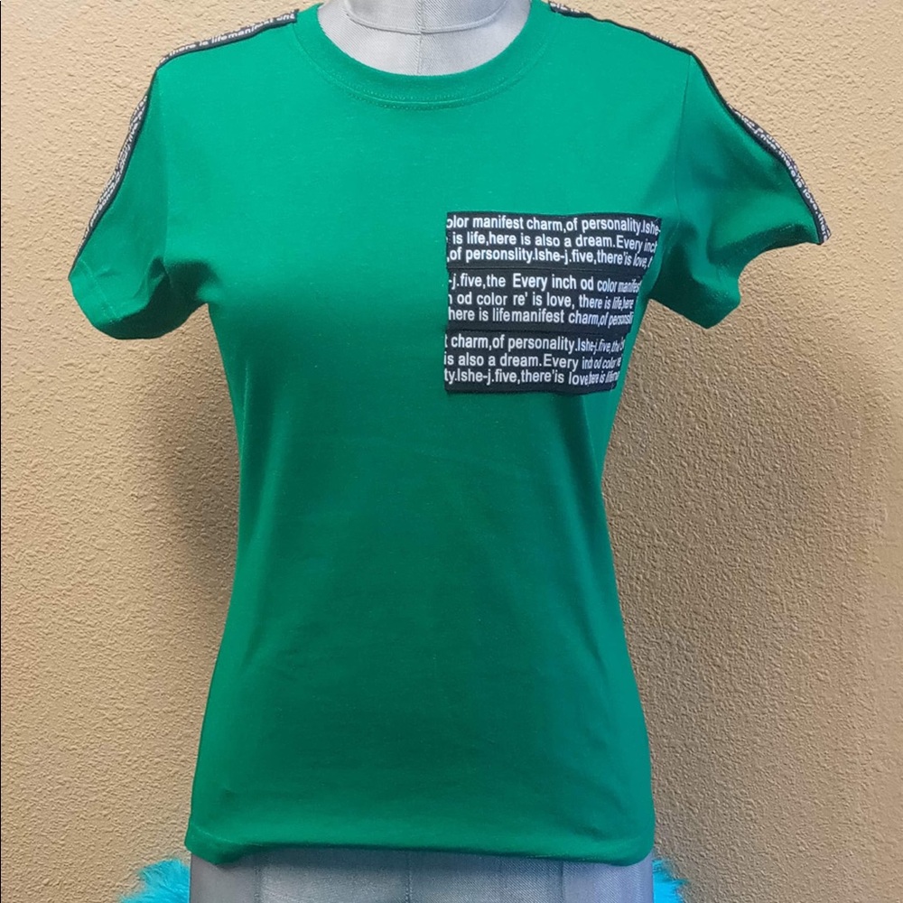 Tops - Picture 11 of 16